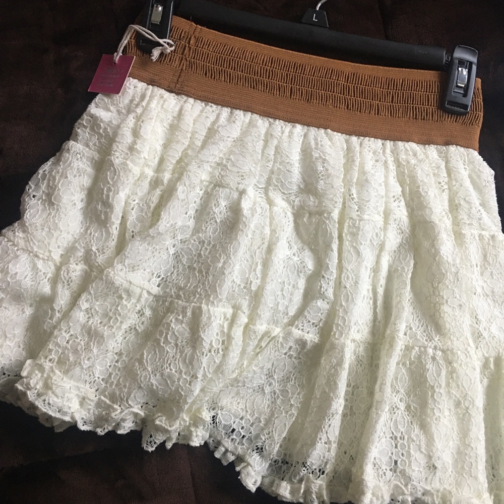 GIRLS SKIRT, Cream-colored, Just above the knee